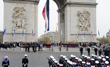 Cérémonie Arc de Triomphe, Paris