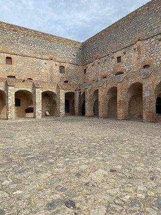 Forteresse de Salses                 Pyrénées Orientales