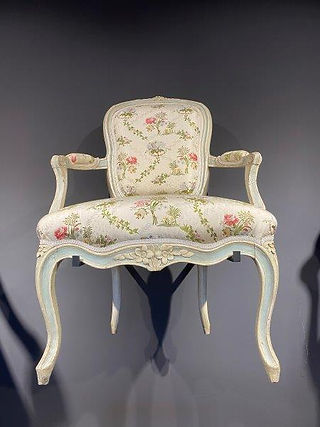 Cabriolet                                          style Louis XV