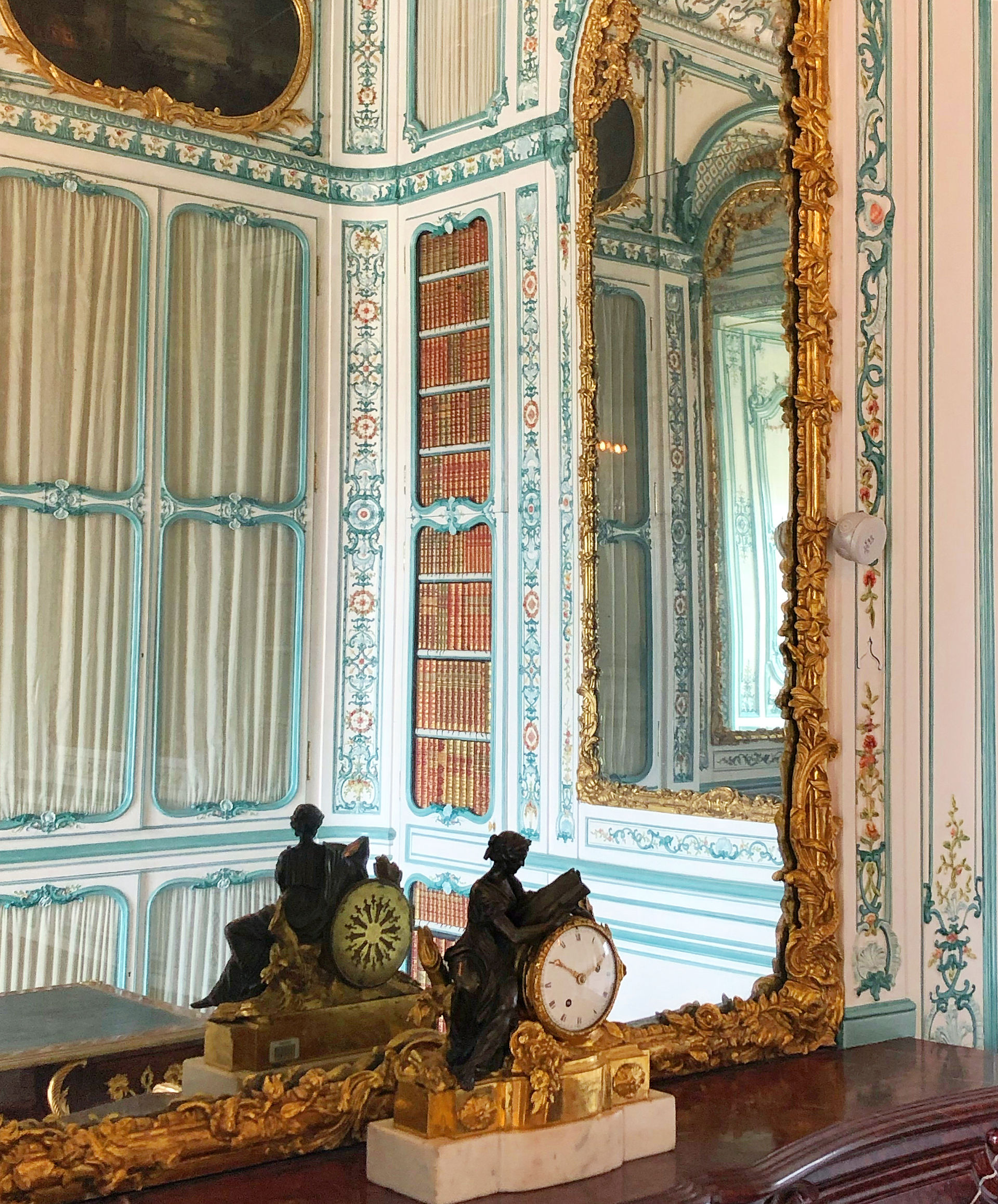 Bibliothèque du Dauphin dans son appartement de Versailles