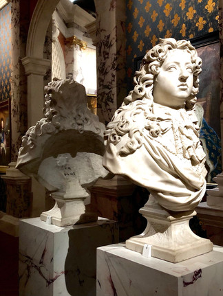 Louis, Dauphin de France sculpture