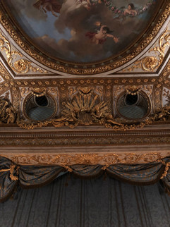 Petit Théâtre de la reine       Petit Trianon                                         Château de Versailles                         Photos