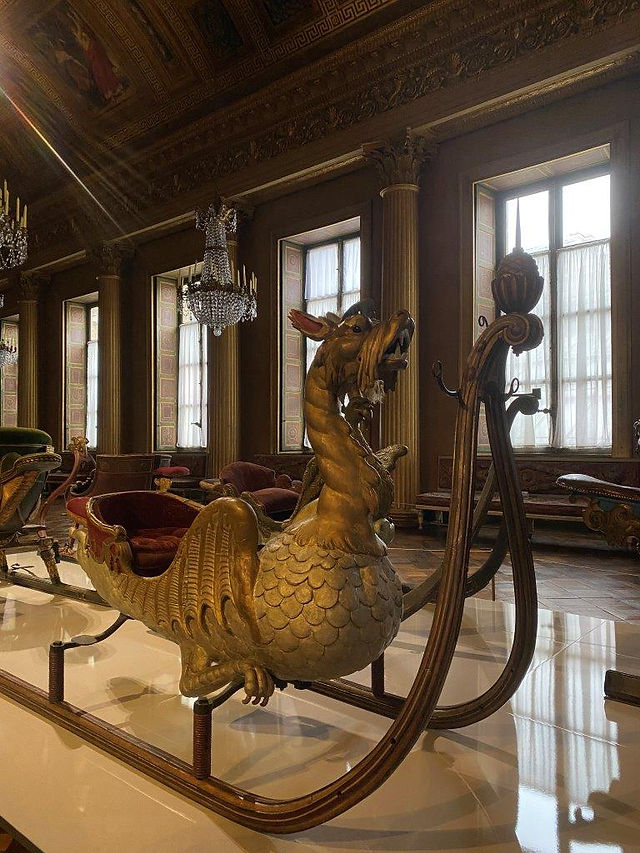Fantastiques Traîneaux, exposition, château de Compiègne