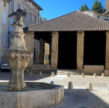 Pernes-les-Fontaines