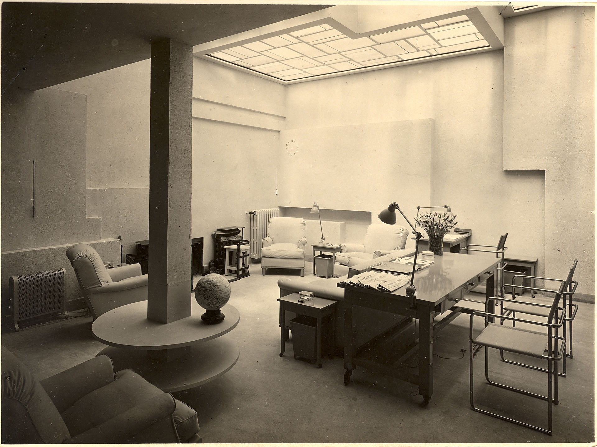 Villa Noailles, salon  Rose. 1928 Thérèse Bonney, Hyères