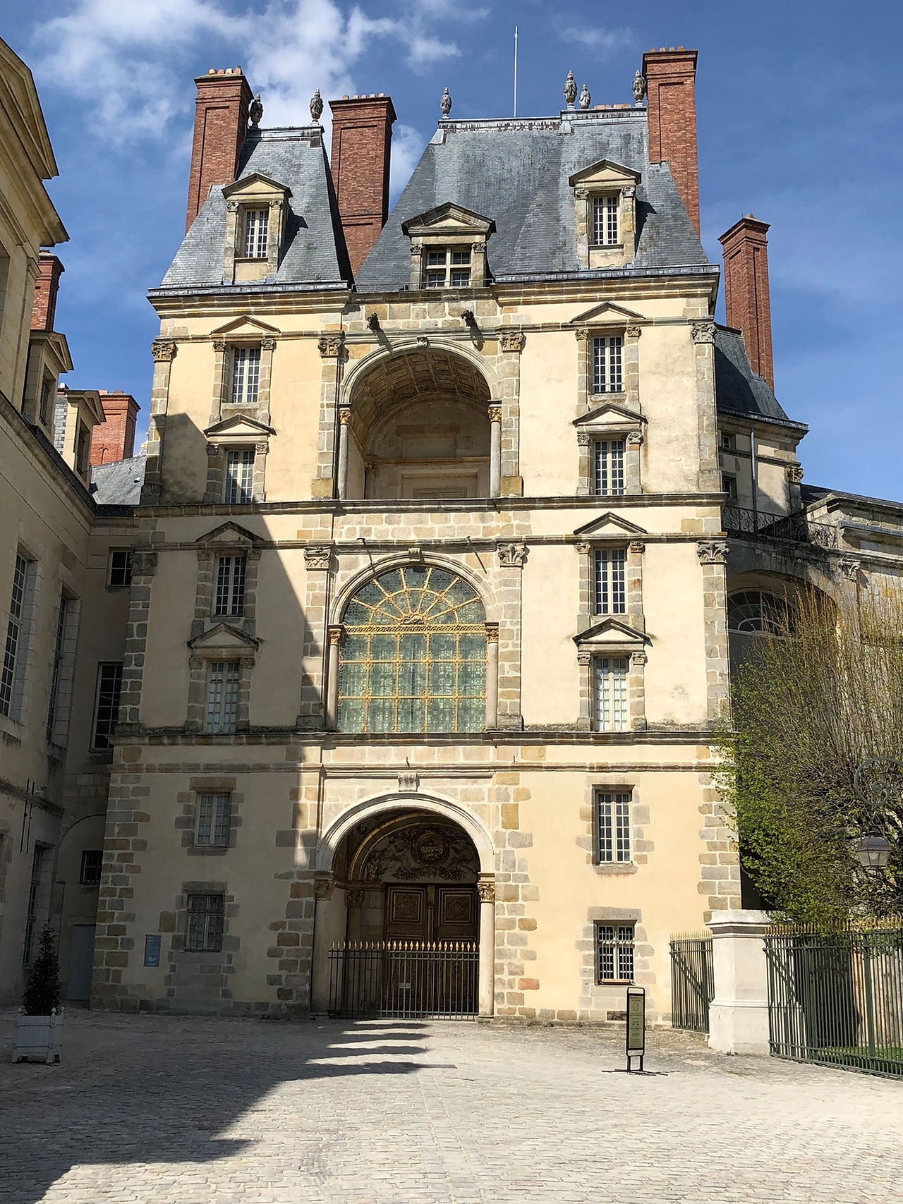 Porte Dorée Fontainebleau