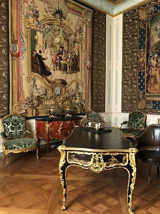 Bureau style Louis XV, Louvre musée