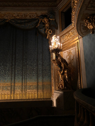 Petit Théâtre de la reine       Petit Trianon                                         Château de Versailles                         Photos