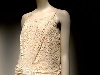 GABRIELLE CHANEL. MANIFESTE DE MODE AU PALAIS GALLIERA