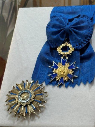 Exposition "Titres honorifiques du président" - Maison Elysée