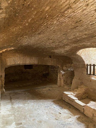 Cour du réduit Forteresse de Salses                 Pyrénées Orientales