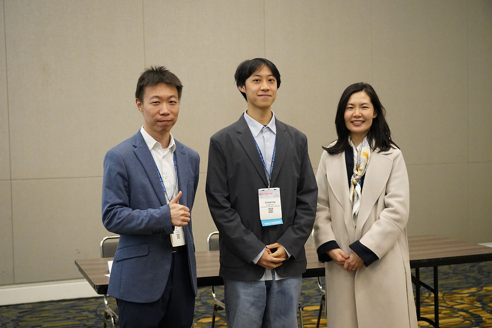 Zongrong (Jasper) Li (middle) won the honorable mention award at the AAG 2025 GISS Student Paper Competition