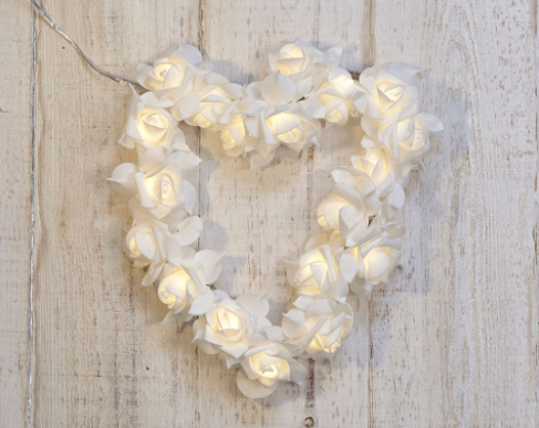 K Life Heart Shaped Rose Wreath