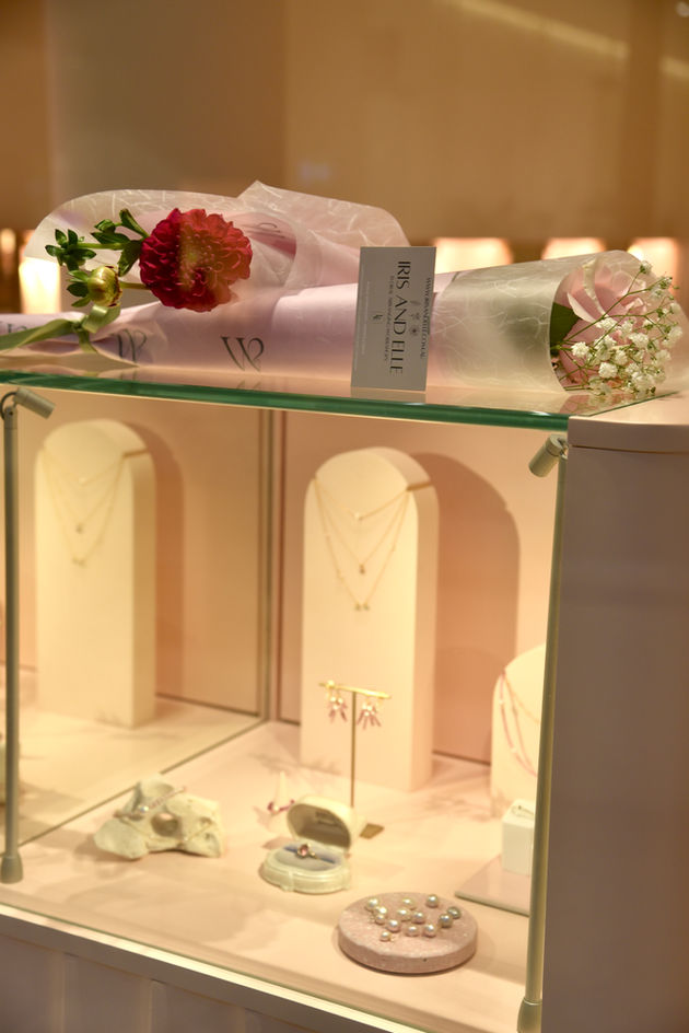 Valentine's Day initiative with single wrapped flowers for Molten Store at Westfield Chermside, Brisbane