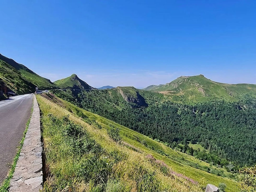 Ascension cycliste du Pas de Peyrol - Puy Mary Grand Site de France