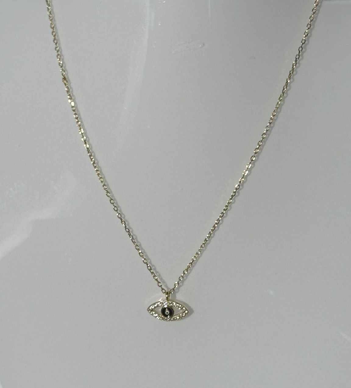 Κολιέ με οβάλ σχήμα ματιού