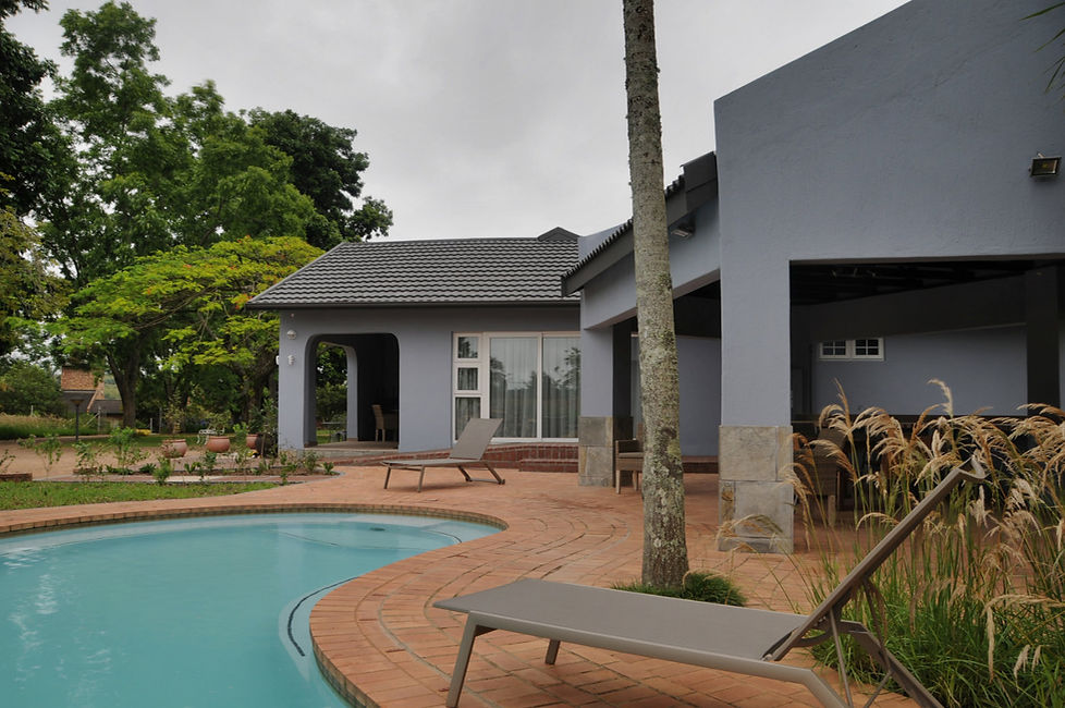 White River Accommodation ilanda guesthouse - swimming pool & lappa - HDR-w1400.jpg