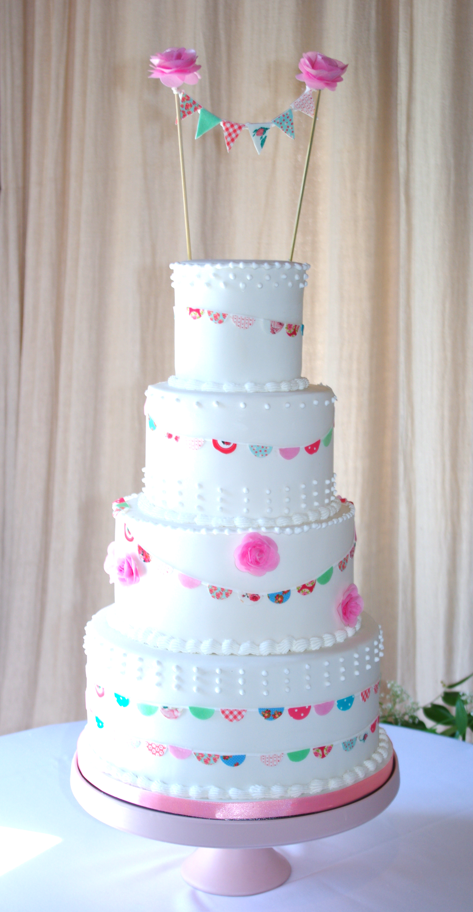 Bunting themed weding cake