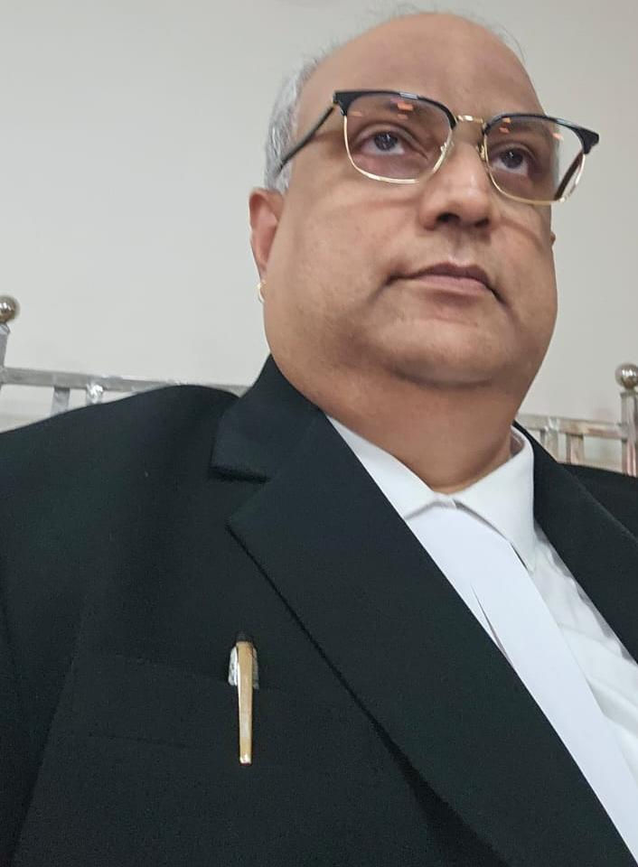 v-ravindhar-attorney.jpeg