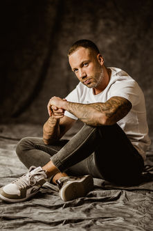 buisness-portrait-shooting-hamburg-fotograf-fotografin-profesionell-outdoor-indoor-buisnessportrait-arbeit-team-mitarbeiter-office-baustelle-dokuemntation