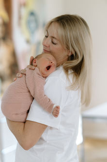 babyshooting-newbornshooting-hamburg-baby-maschapohl-fotografin-familienmomente-liebe-emotion-nähe