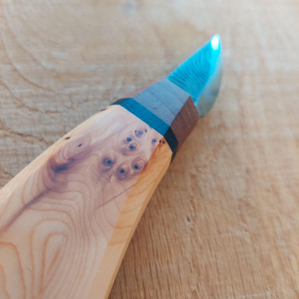 Thumbnail: English yew carver