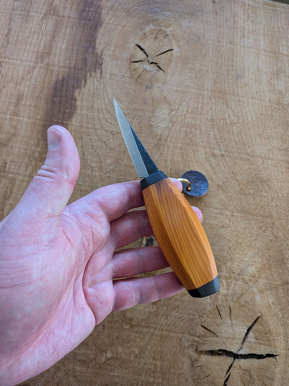 Thumbnail: 65mm yew burr carver