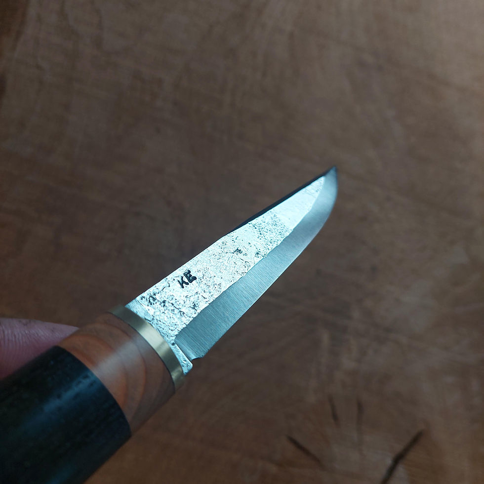 Thumbnail: Bog oak bushcrafter