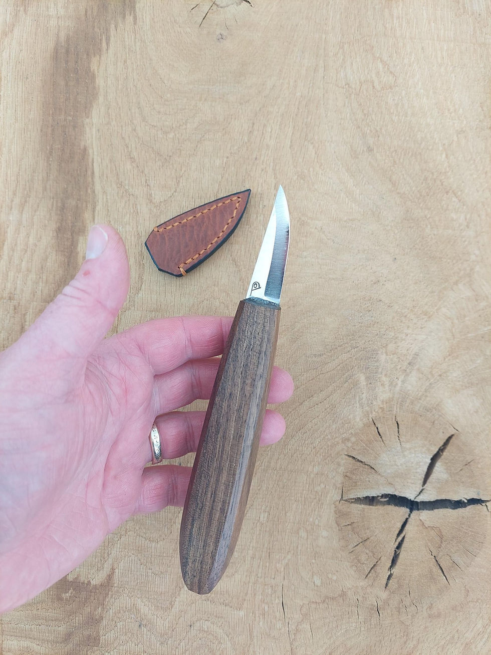 Thumbnail: Walnut whittler