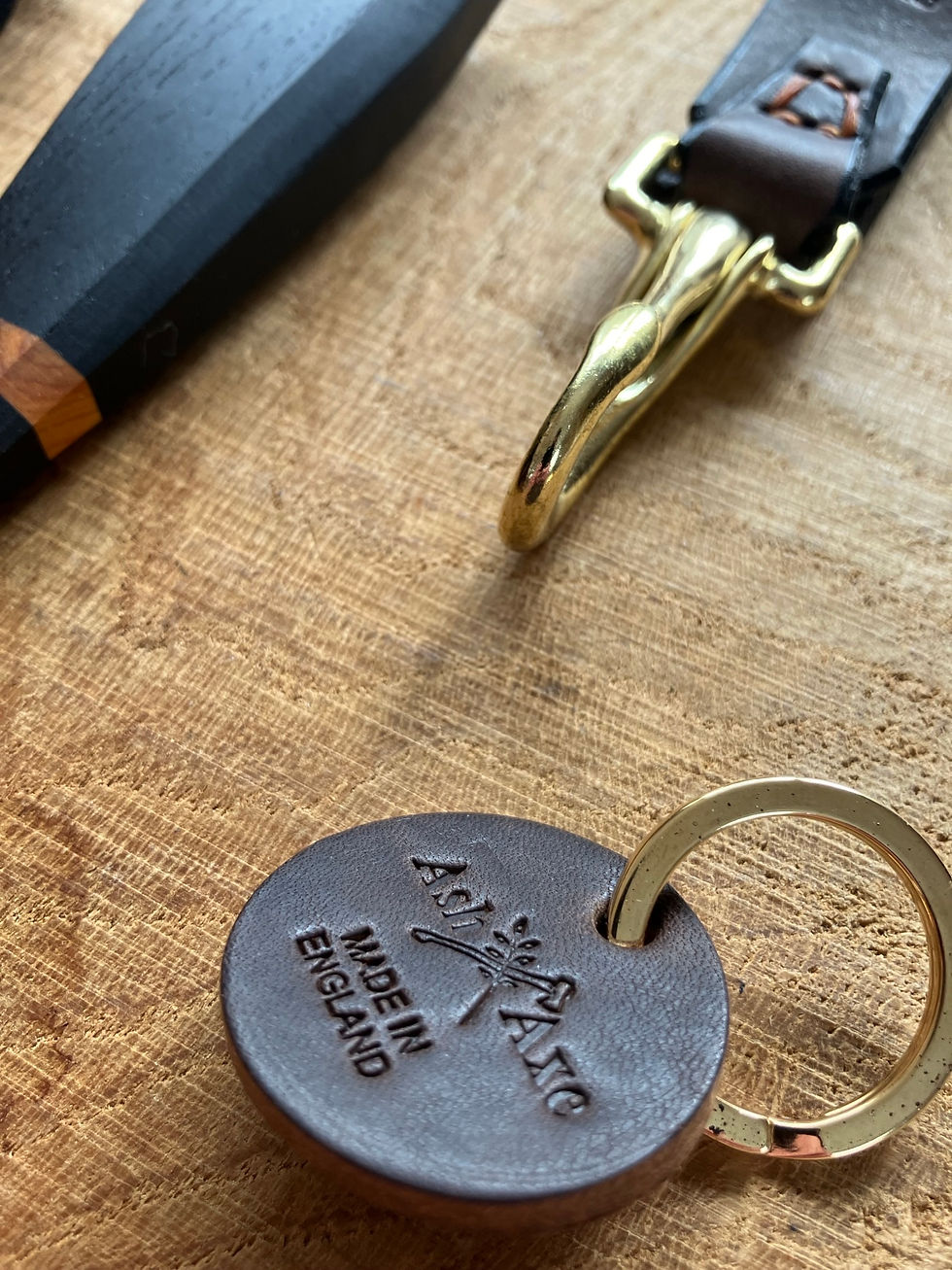 Thumbnail: Bog oak all rounder