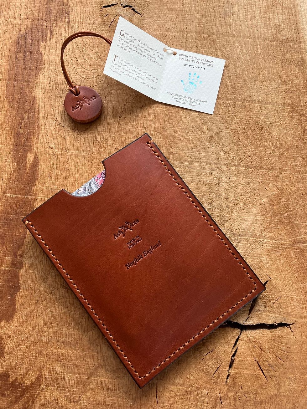 Thumbnail: Leather notebook holder