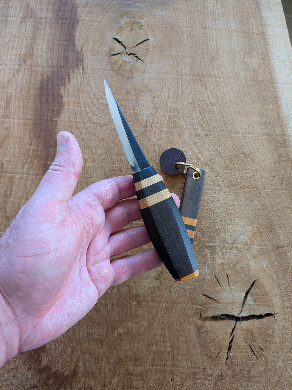 Thumbnail: 88mm bog oak carver