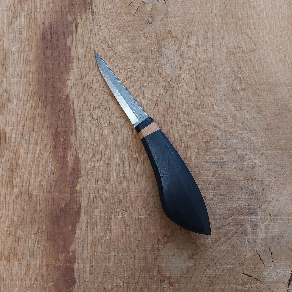 Thumbnail: Bog oak carver