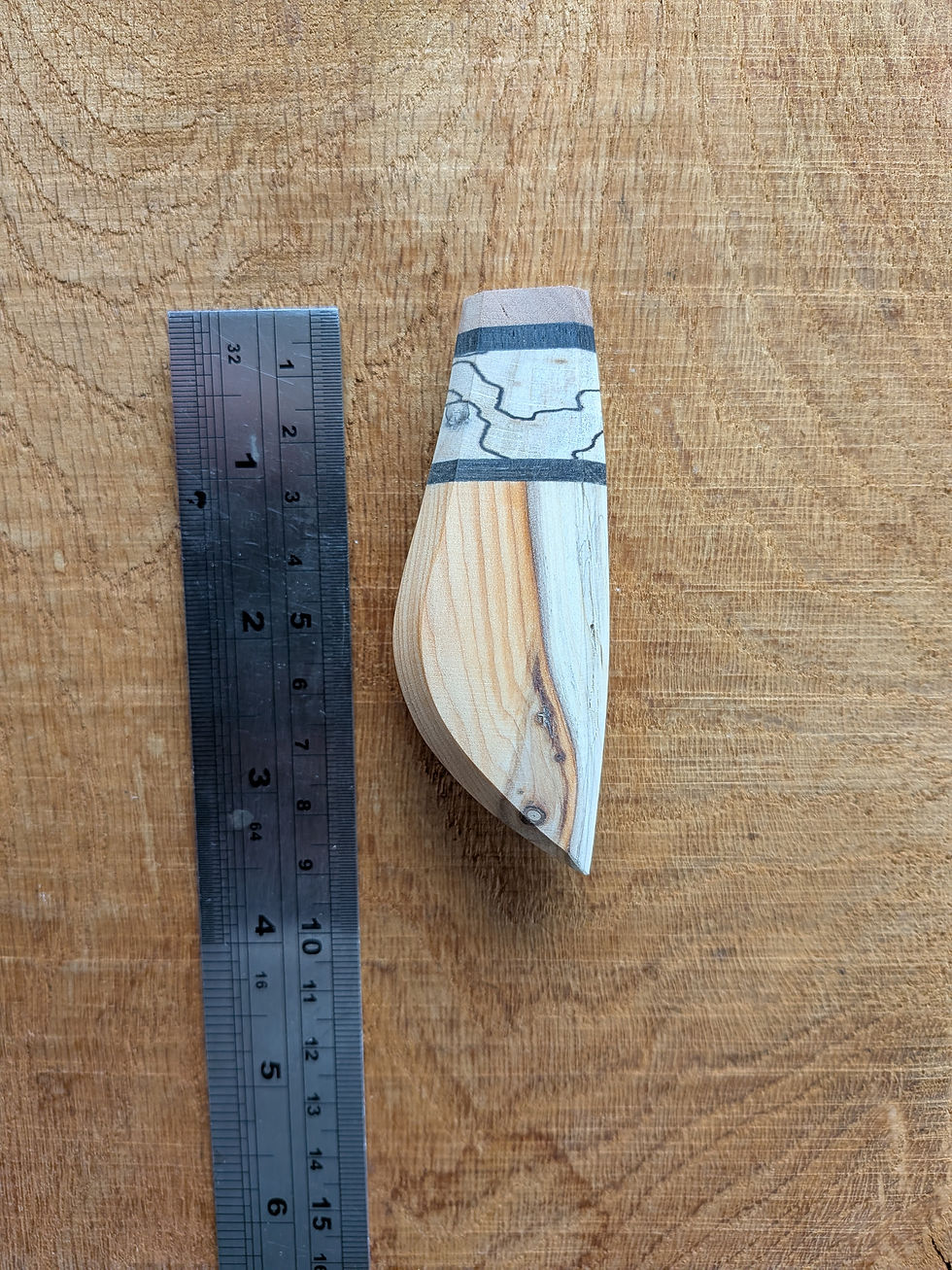 Thumbnail: English yew handle