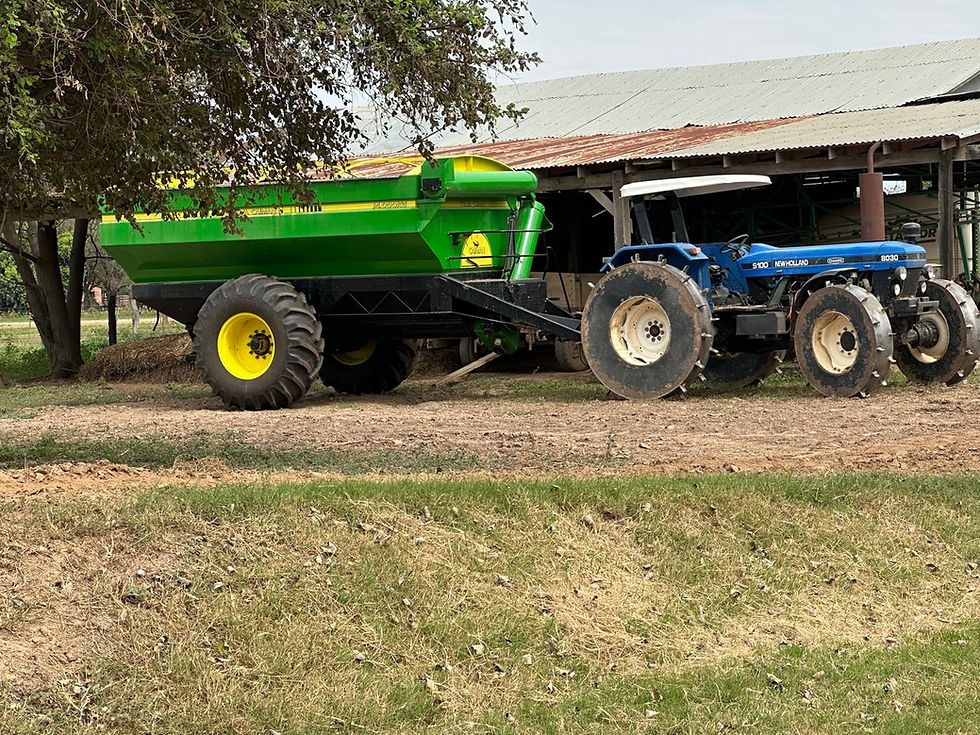 Traktor mit Eisenrädern