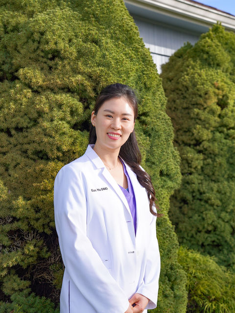 Vancouver Pacific Family Dentistry, WA 98665 Cosmetic Dentistry, Dental Implants - Dental Checkups, Dental Cleaning, Examinations, Crowns, Bridges, Implants, Restorations, Inlays, Onlays, Veneers, Laminates, Bonding, Fillings, Teeth Whitening, Smile Makeover, Tooth Extractions, Wisdom Tooth, Kid Friendly Dentist, Pediatric Dentist, Periodontics, Root Canal Therapy, Oral Cancer Screening, Night Guards for TMJ, Toothaches, Fluoride Treatments, Special needs dentistry