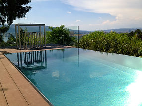 Infinity Chromstahlpool