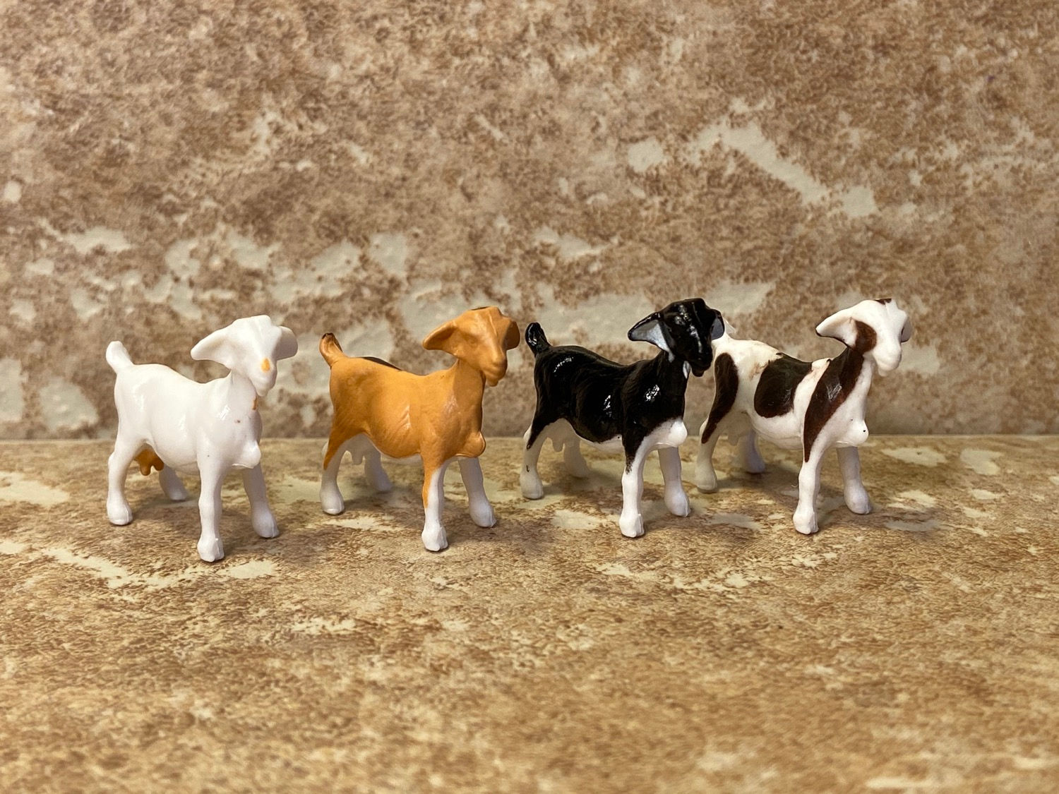 Ertl Goats 25 Pieces