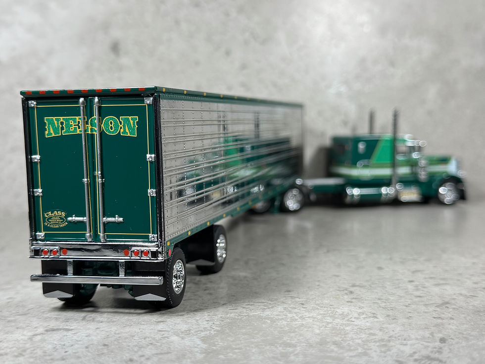 Thumbnail: 1/64 Peterbilt 379 w/ Utility Reefer Trailer Green/Chrome