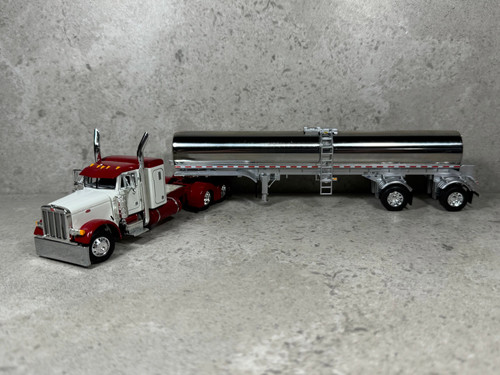 専用ページです！379 ウィズ クワッドアクスルウォーカーミルクタンクトレーラー 1/64 Peterbilt 379 w/ Walker Spread Axle Milk Tanker White/Red