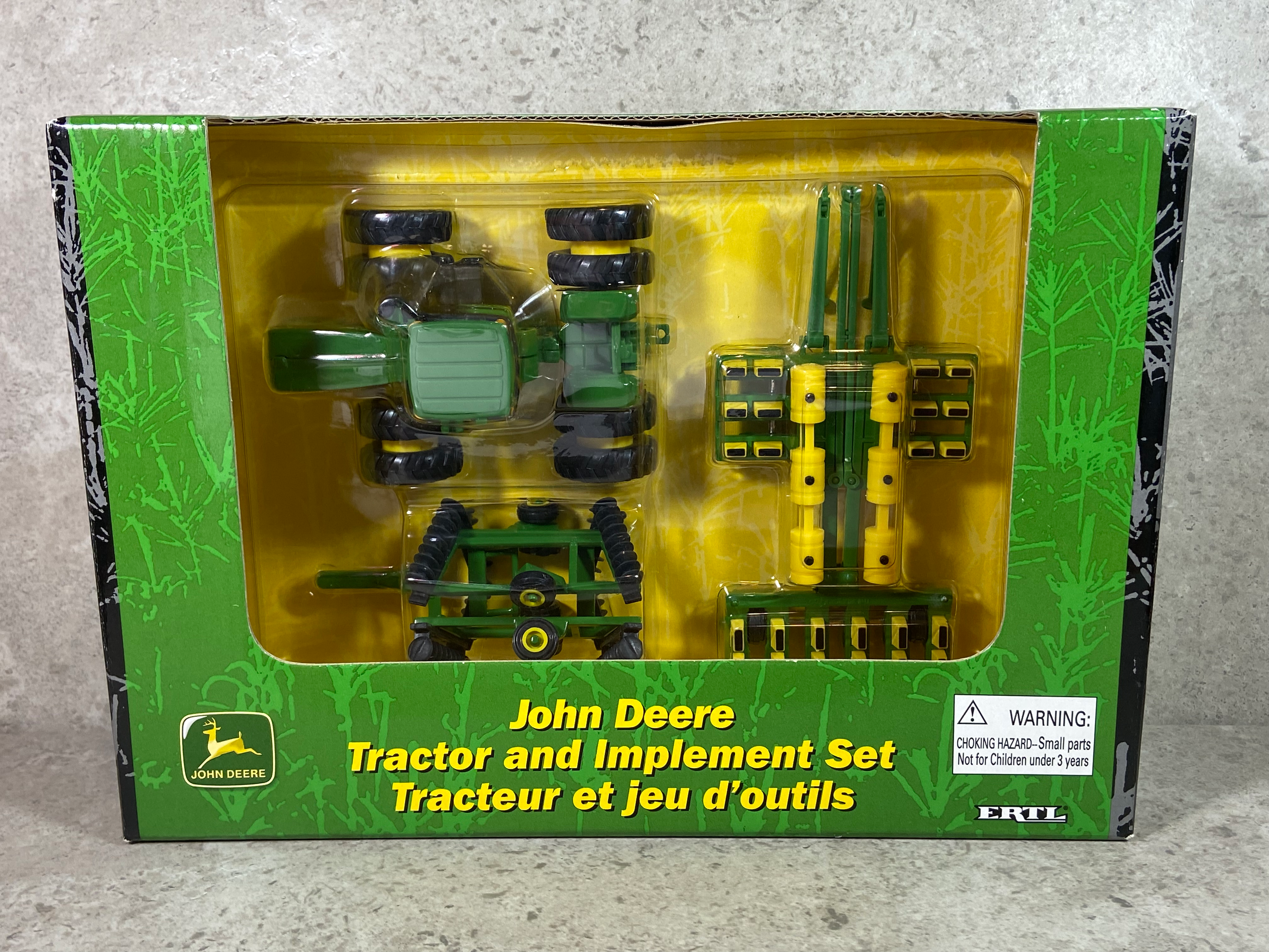 1/64 John Deere 9400 and Implement Set