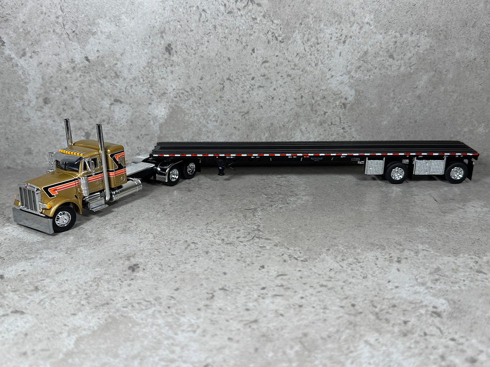 Thumbnail: 1/64 Peterbilt 379 w/ Wilson Flatbed Trailer Gold/Black