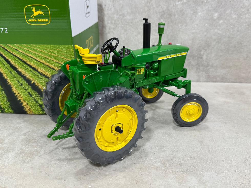 Thumbnail: 1/16 John Deere 2520 Hi-Crop Two Cylinder Club 2013