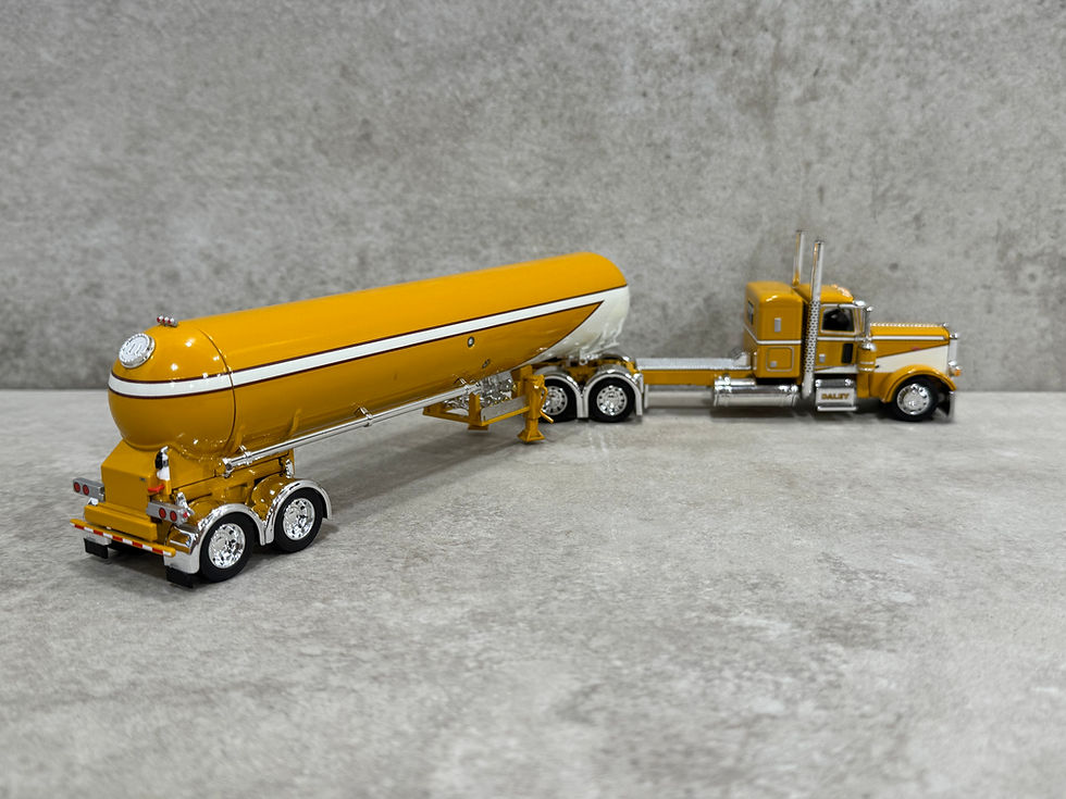 Thumbnail: 1/64 Peterbilt 389 w/ Mississippi LPG Tank Trailer Yellow/White