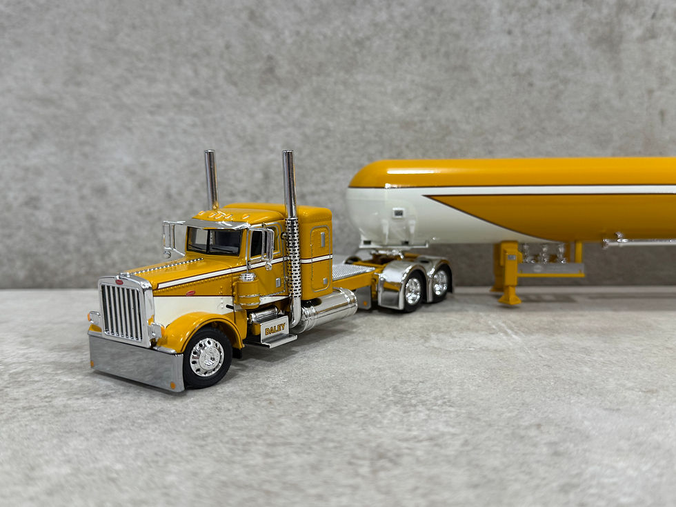 Thumbnail: 1/64 Peterbilt 389 w/ Mississippi LPG Tank Trailer Yellow/White