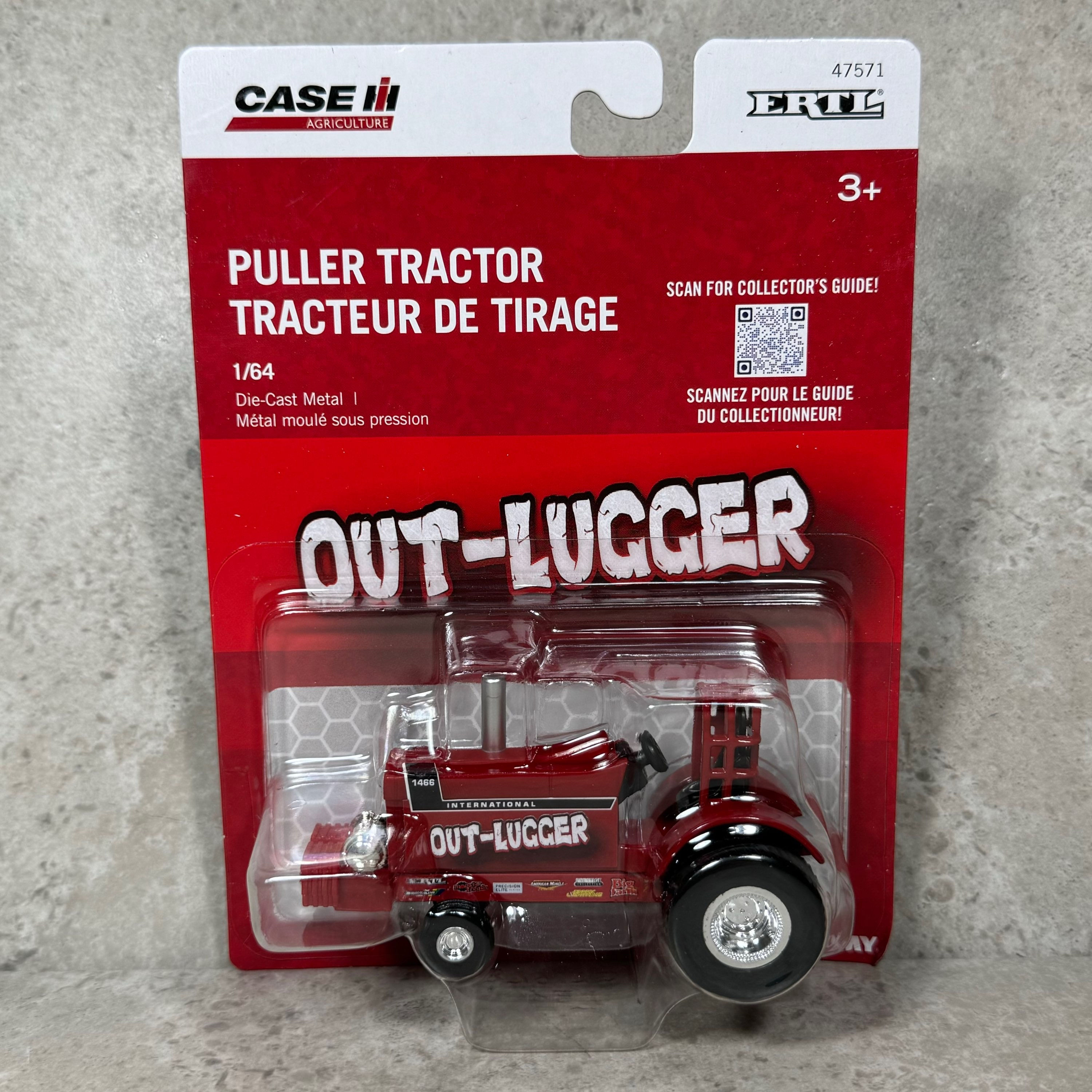 1/64 International 1466 Pulling Tractor “Out-Lugger”