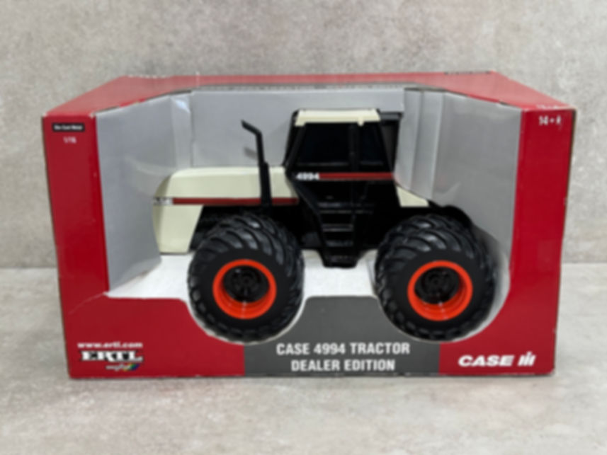 1/16 Case 4994 4WD w/ Duals Dealer Edition