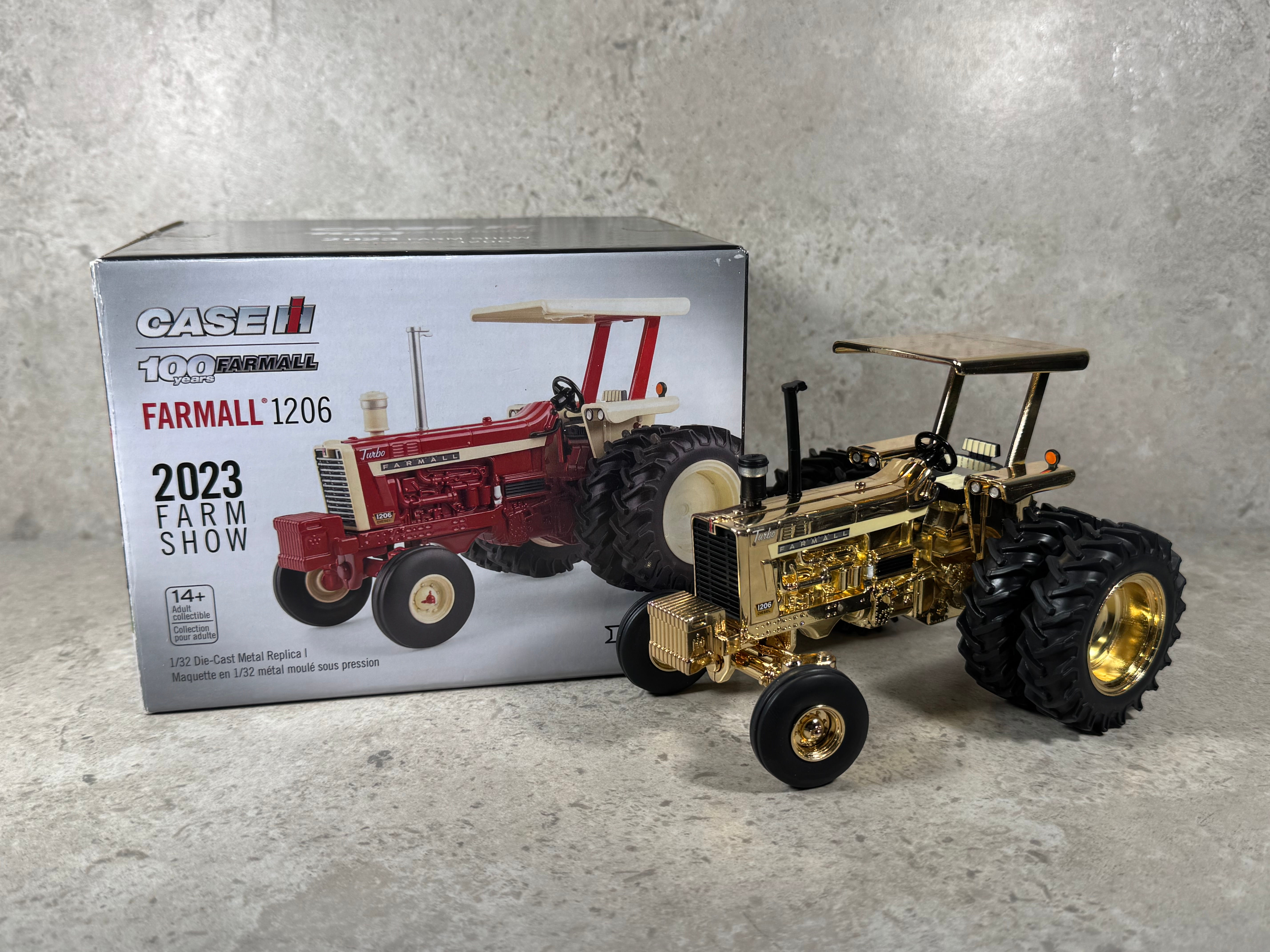 1/32 Farmall 1206 w/ Canopy 2023 Farm Show Gold Chrome Chase Unit