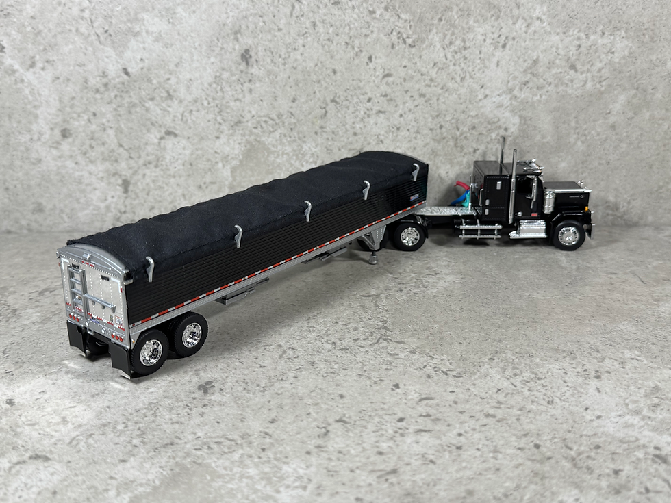 Thumbnail: 1/64 GMC General w/ Wilson Grain Trailer Black