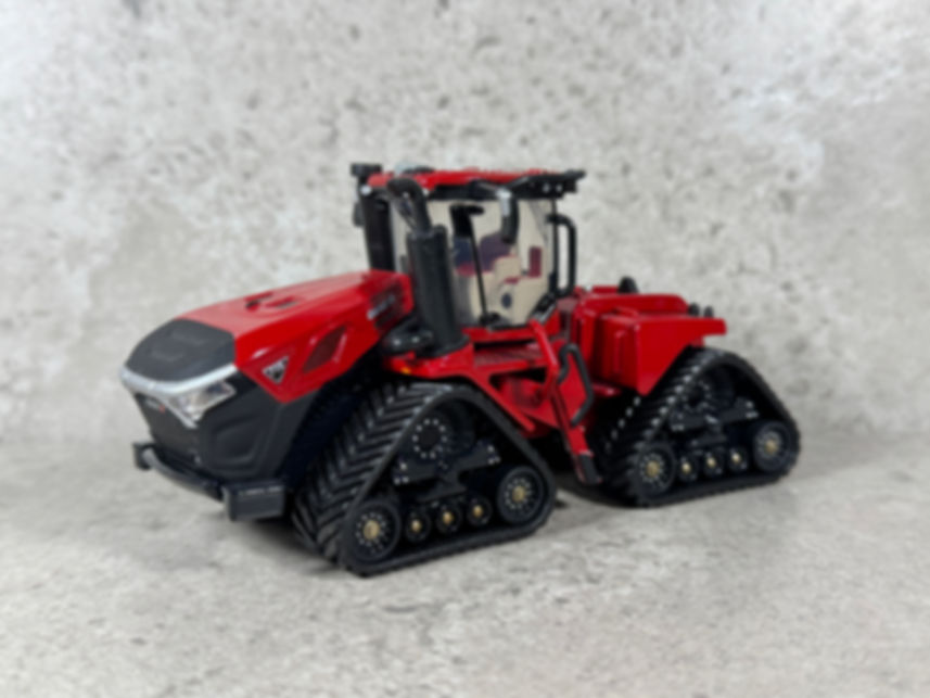1/64 Case IH Steiger 715 Quadtrac Prestige